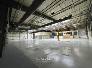 4 Rue Jean Perrin, Chassieu for sale Interior Photo- Image 2 of 3