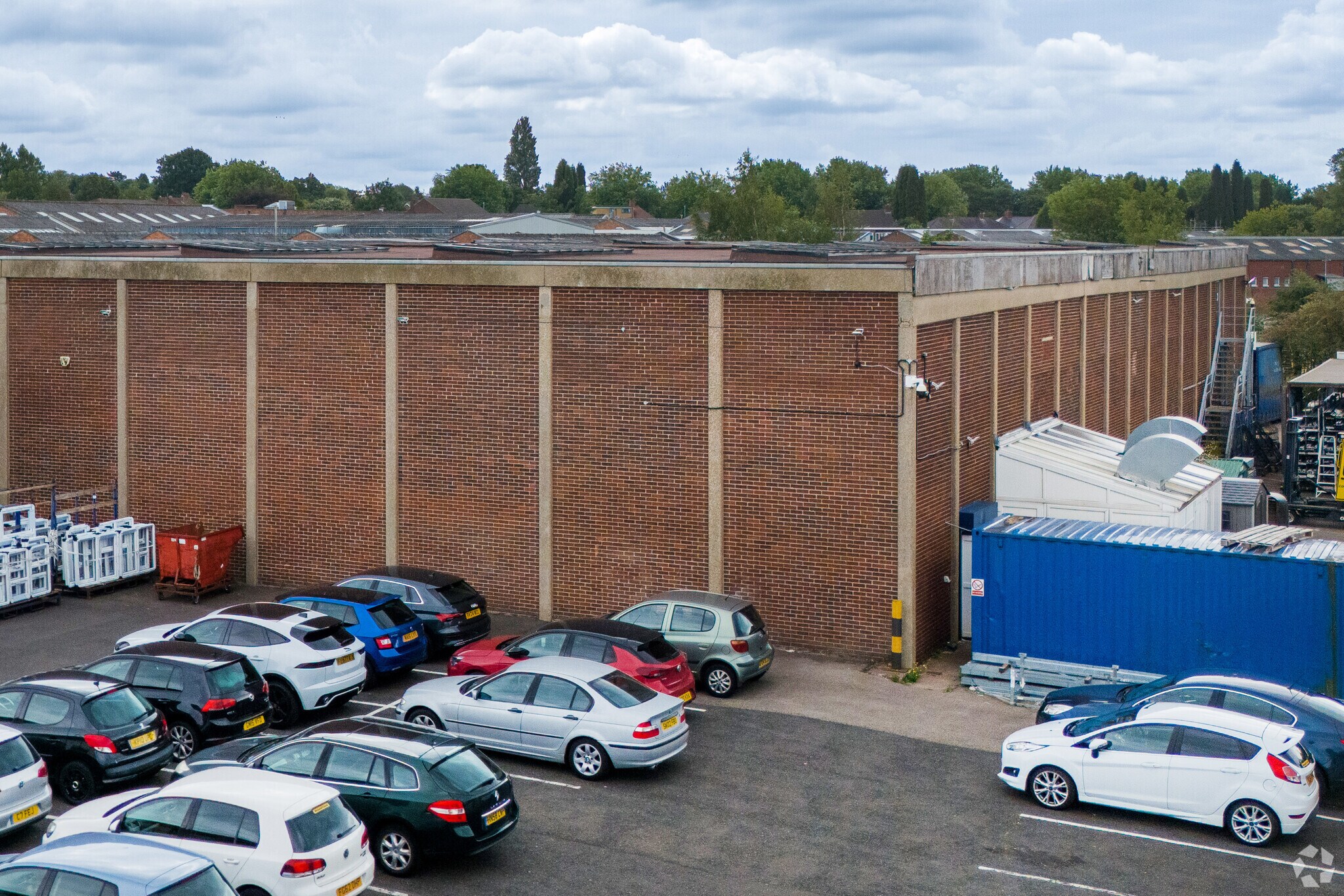 8 Shenstone Dr, Walsall for sale Primary Photo- Image 1 of 1