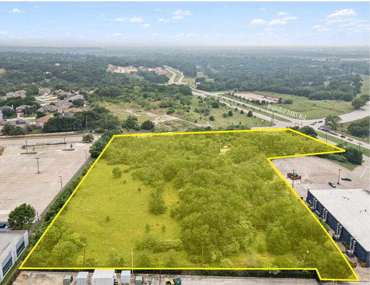 265 Bridgewood Dr, Fort Worth, TX for sale - Primary Photo - Image 1 of 1