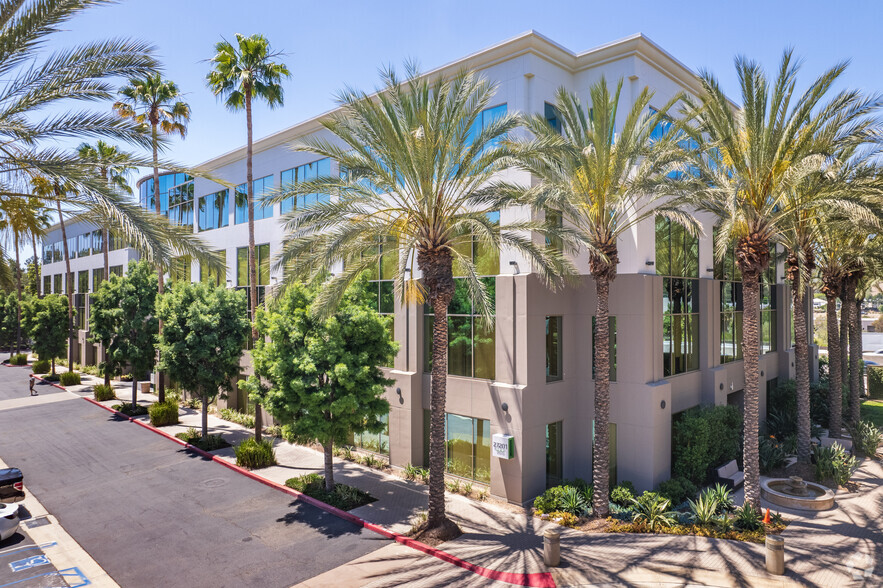 27201 Puerta Real, Mission Viejo, CA for rent - Building Photo - Image 1 of 16