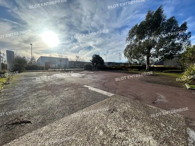 Location Bureaux 600 m²