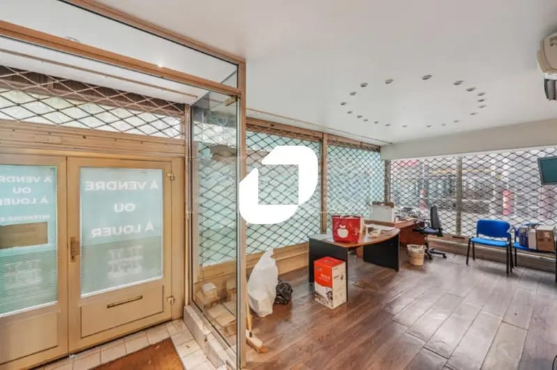 Office in Paris for sale - Interior Photo - Image 2 of 13