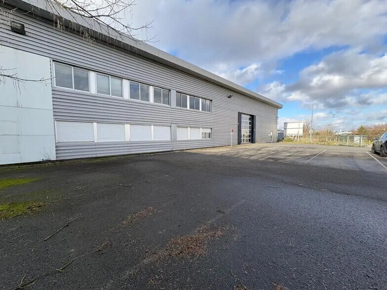 Retail in Bouguenais for sale - Building Photo - Image 1 of 20