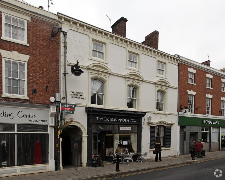 Long Street & Bakers Court portfolio of 2 properties for sale on LoopNet.co.uk - Primary Photo - Image 2 of 4