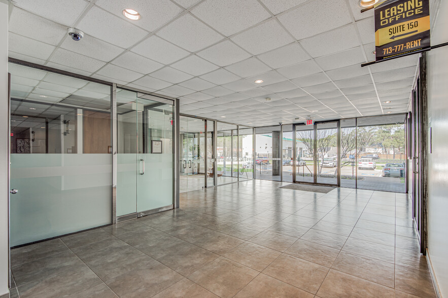 3934 W FM-1960, Houston, TX for rent - Lobby - Image 3 of 5