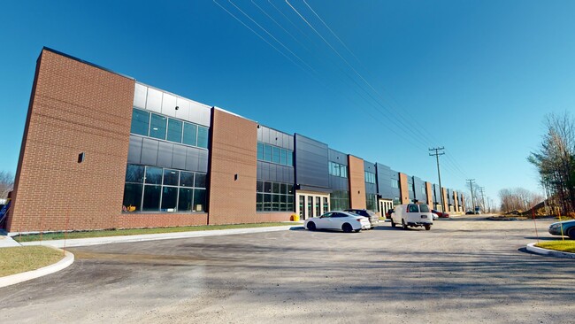 More details for 100 Boul Jean-Baptiste-Rolland O, Saint-jerome, QC - Industrial for Rent