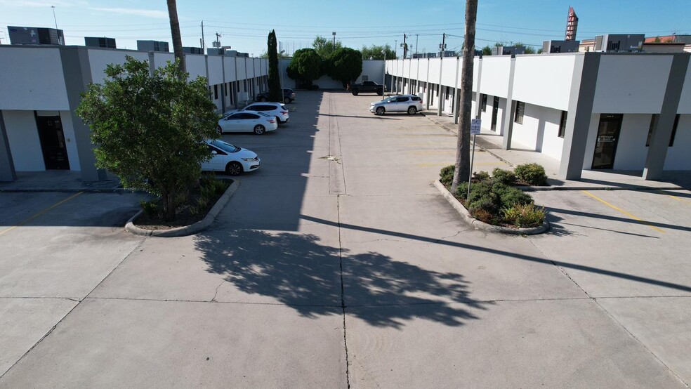 1313 W Polk Ave, Pharr, TX for rent - Building Photo - Image 3 of 9