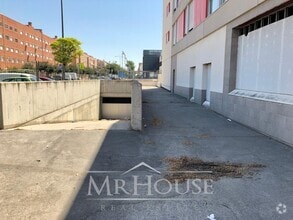 Retail in Parla, Madrid to rent Interior Photo- Image 2 of 5