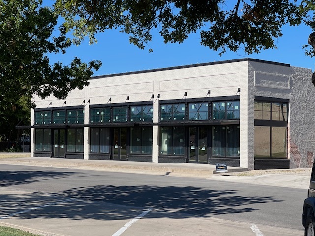 311 N 4th St, Sanger, TX for sale - Building Photo - Image 1 of 1