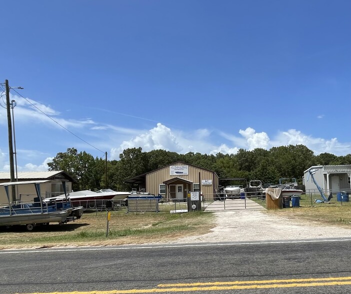 2140 N FM 356, Onalaska, TX for sale - Primary Photo - Image 1 of 1