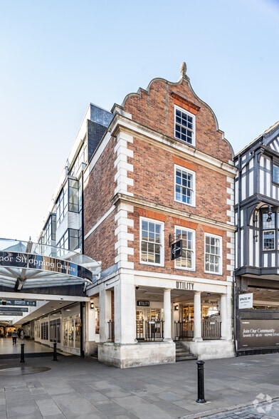 Newgate St, Chester to rent - Building Photo - Image 2 of 3