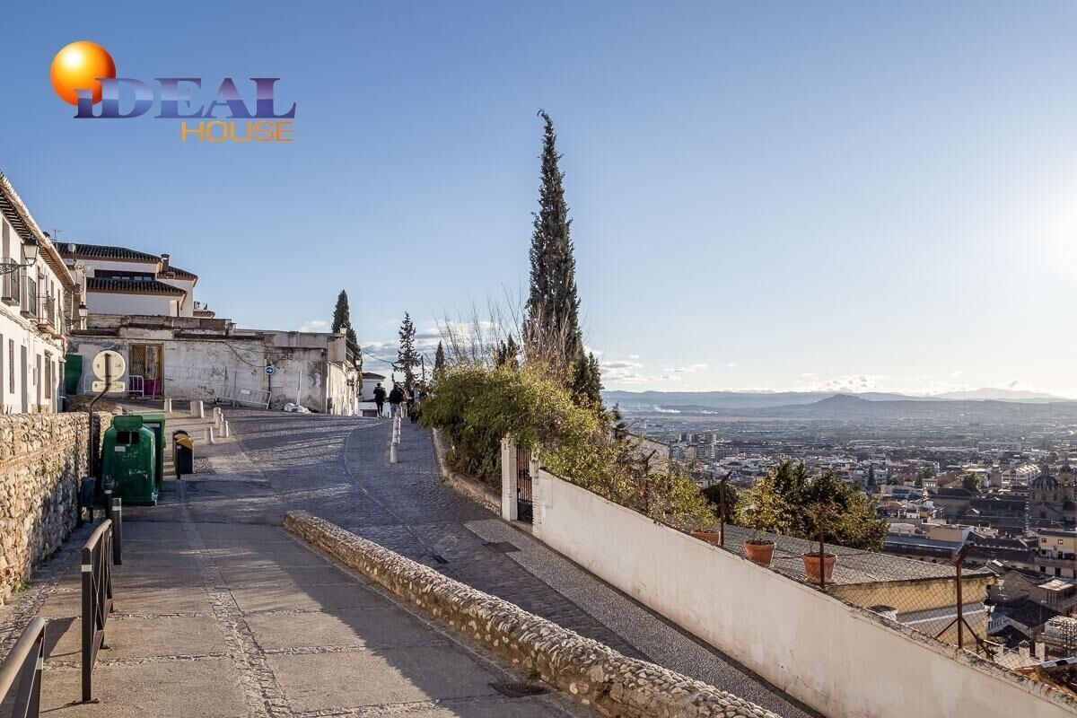 Carril de la Lona, 16, Granada, Granada for sale Primary Photo- Image 1 of 20