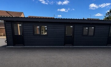 85-87 High St, Maldon to rent Building Photo- Image 1 of 2