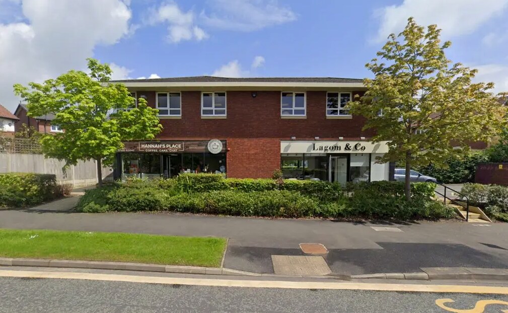 Springwood Way, Macclesfield for sale Primary Photo- Image 1 of 1