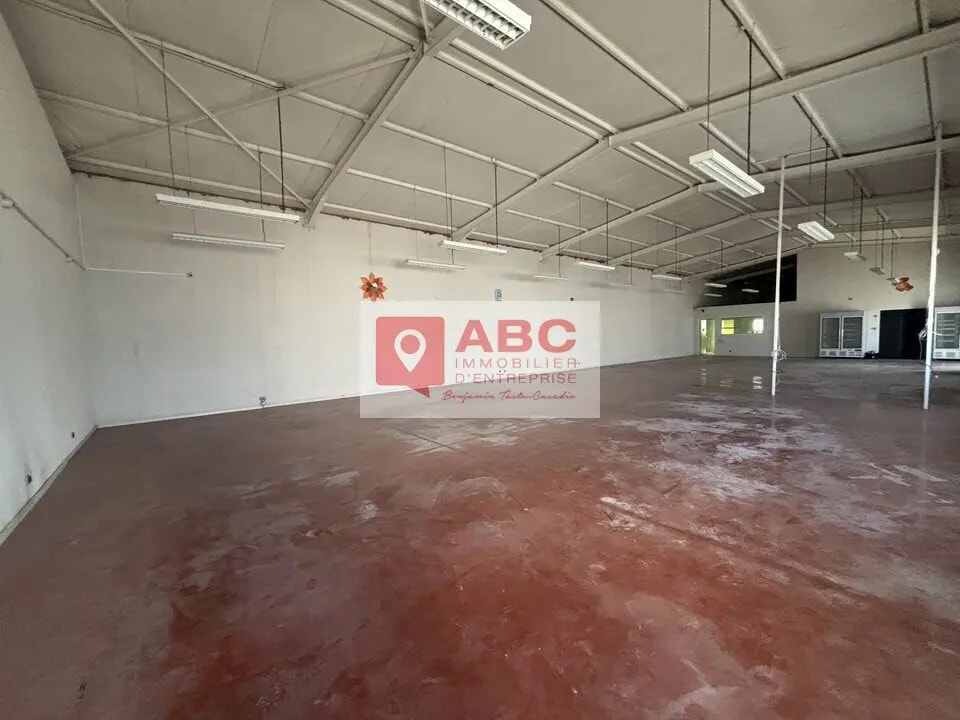 Location Commerce 324 m² - Photo 1