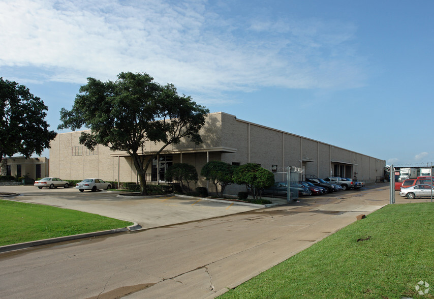 9119 John Carpenter Fwy, Dallas, TX for sale - Primary Photo - Image 1 of 1