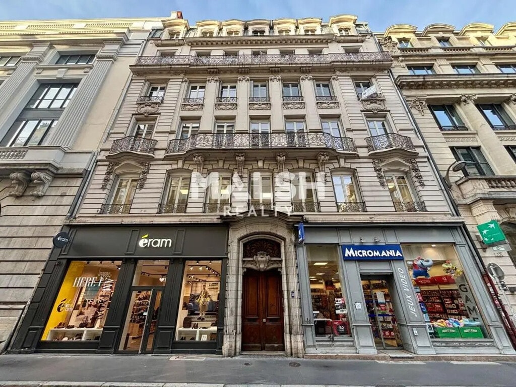 Location Bureaux 208 m² - Photo 1