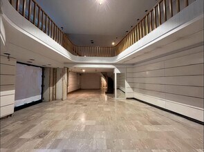 Retail in Igualada, Barcelona to rent Interior Photo- Image 2 of 8