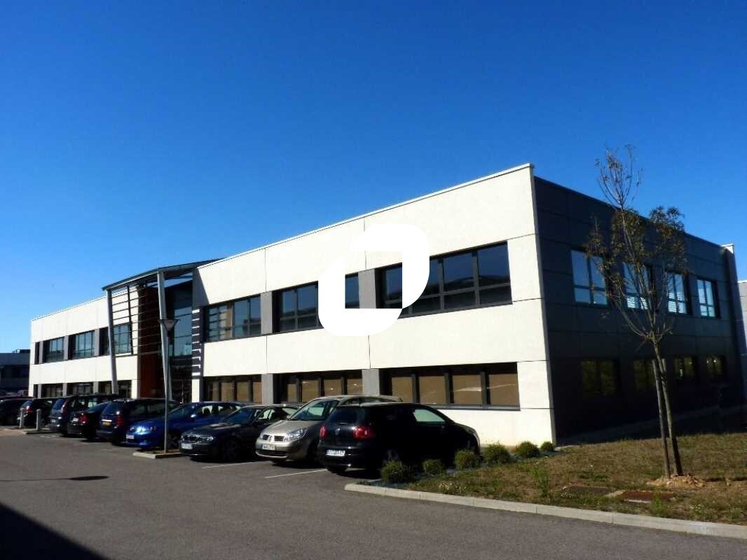 Office in Saint-Priest to rent Building Photo- Image 1 of 10