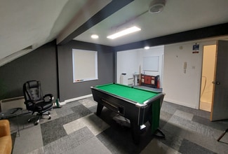 136-138 High St, Dundee to rent Interior Photo- Image 2 of 2