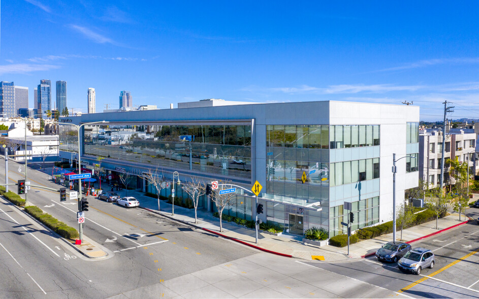 10700 Santa Monica Blvd, Los Angeles, CA for rent - Building Photo - Image 2 of 5