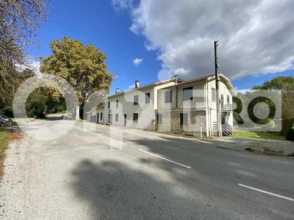 Vente Local d'activités 800 m² - Photo 1