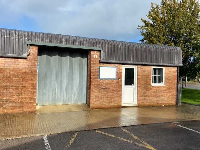 Maundrell Rd, Calne for sale Primary Photo- Image 1 of 1