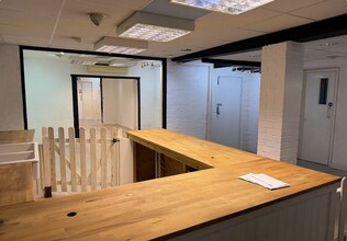 12-14 High St, Petersfield to rent Interior Photo- Image 2 of 5