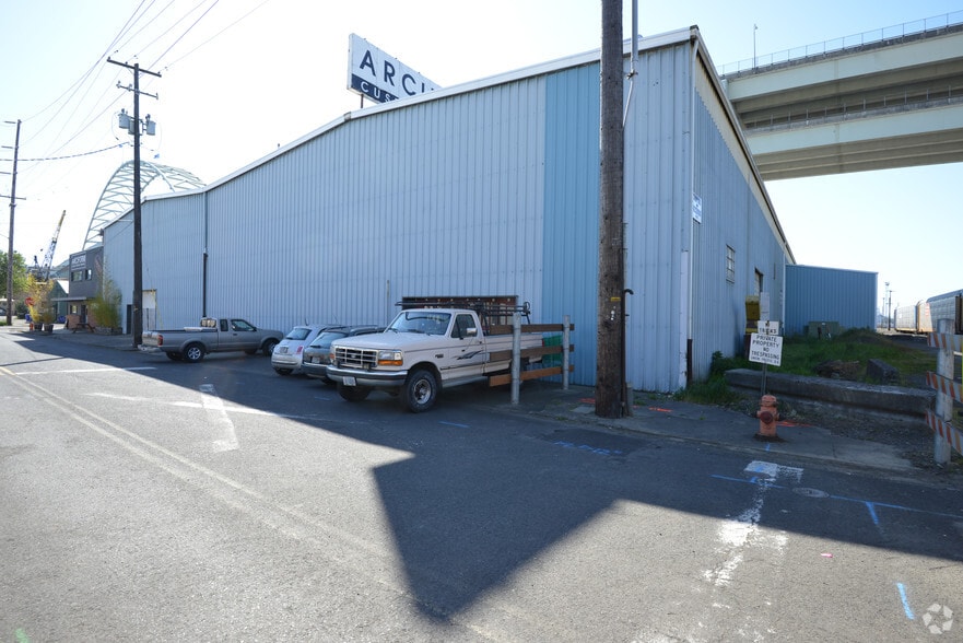 2303 N Randolph Ave, Portland, OR for rent - Building Photo - Image 3 of 5