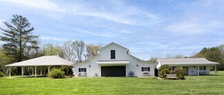 More details for The Barn at Young Harris – Specialist for Sale, Young Harris, GA