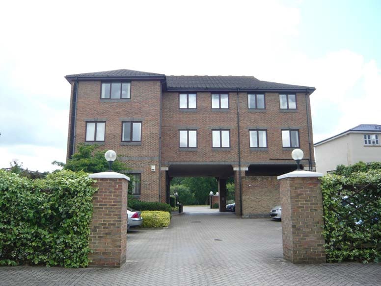 Portsmouth Rd, Esher for sale - Building Photo - Image 3 of 24