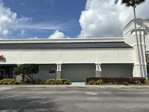 1455 Semoran Blvd, Casselberry, FL for rent Building Photo- Image 2 of 7