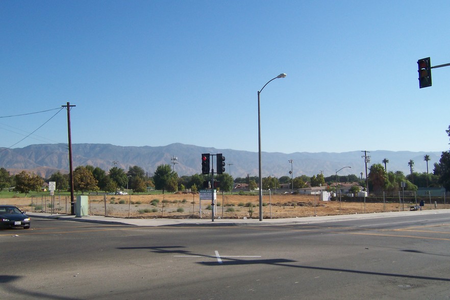 1960 W Baseline St, San Bernardino, CA for sale - Primary Photo - Image 1 of 1