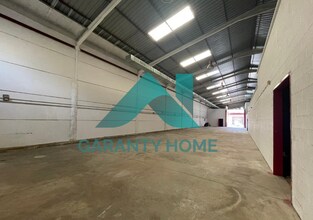 Industrial in Cáceres, Cáceres to rent Interior Photo- Image 1 of 12