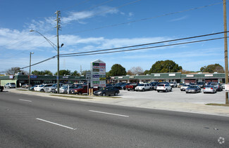 More details for 1300 E Bay Dr, Largo, FL - Retail for Rent