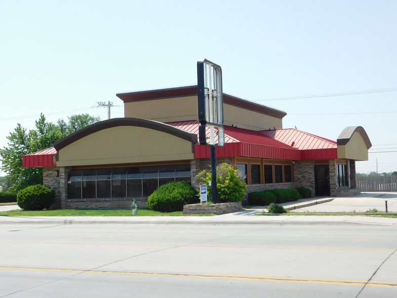 1513 W Wyatt Earp Blvd, Dodge City, KS for sale - Building Photo - Image 1 of 1