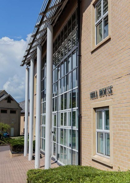 Mill Ct, Great Shelford to rent - Building Photo - Image 3 of 8