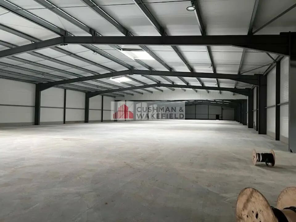 Location Local d'activités 3 000 m² - Photo 1