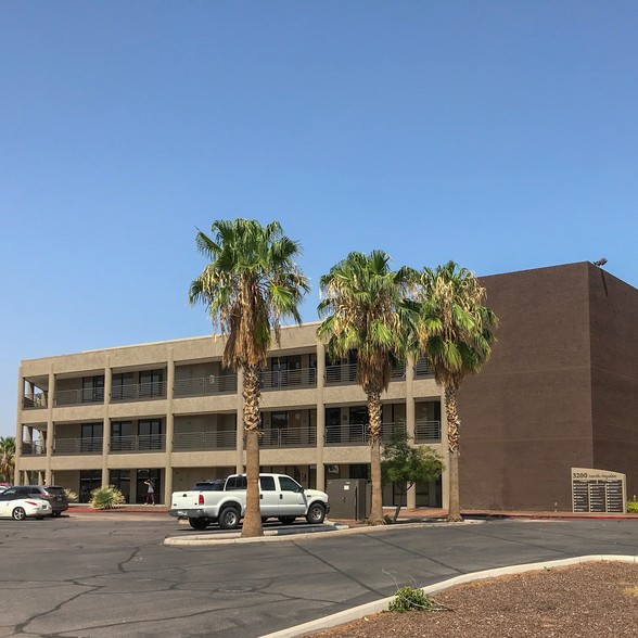 3200 N Hayden Rd, Scottsdale, AZ for rent - Building Photo - Image 1 of 7