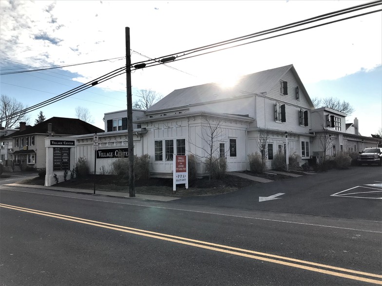 232 W Main St, Leola, PA for rent - Building Photo - Image 3 of 14