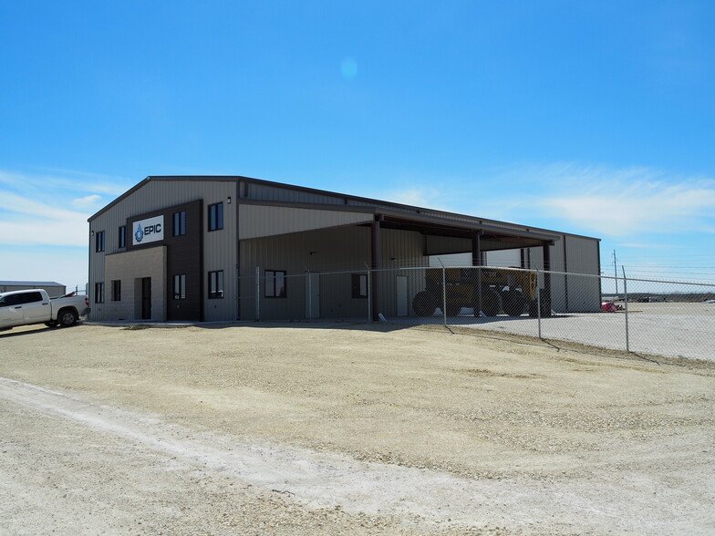 1883 U.S. Hwy 285, Fort Stockton, TX for rent - Building Photo - Image 3 of 13