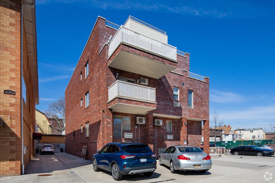 2138 Bath Ave, Brooklyn, NY for sale - Building Photo - Image 1 of 29