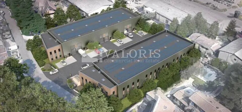 Industrial in Saint-Genis-Laval for sale - Building Photo - Image 3 of 6