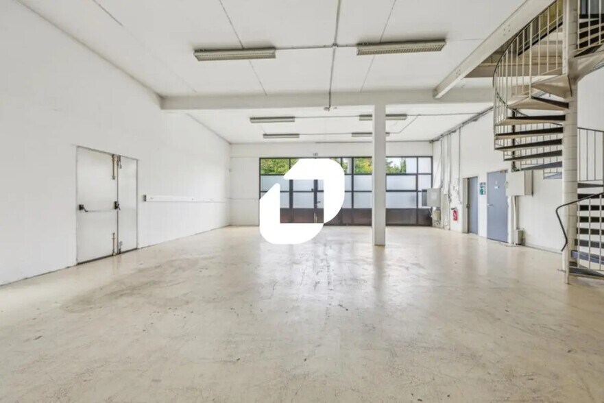 Office in Lognes to rent - Interior Photo - Image 3 of 14