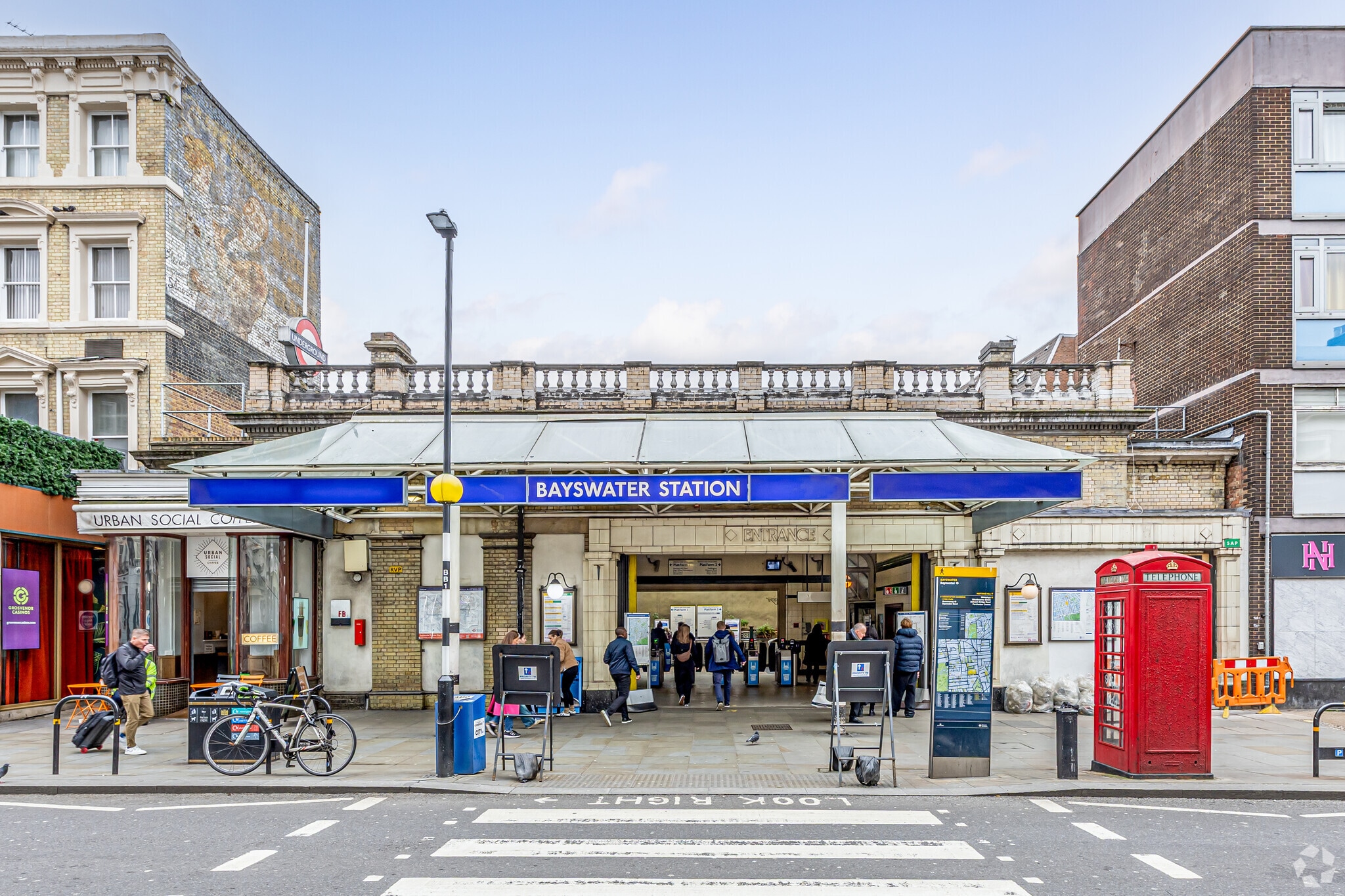 87-91 Queensway, London for sale Primary Photo- Image 1 of 1