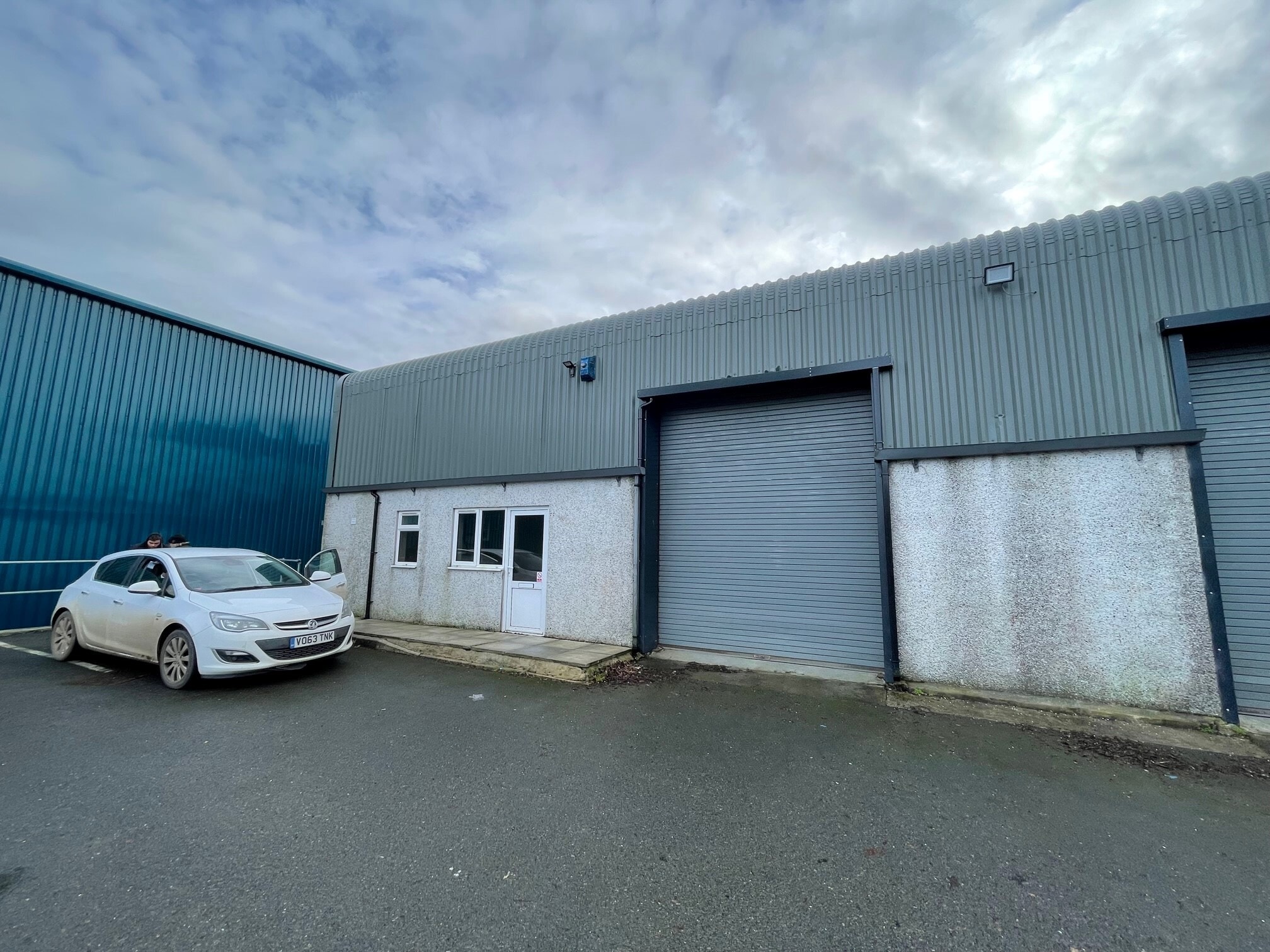 Lowley Rd, Launceston to rent Building Photo- Image 1 of 3