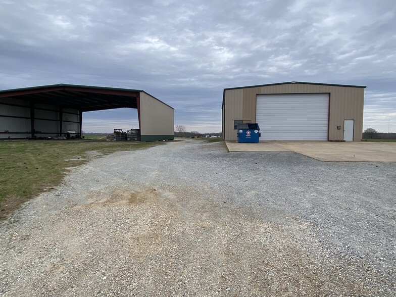 111 Old Rutherford Kenton Rd, Kenton, TN for sale - Primary Photo - Image 1 of 8