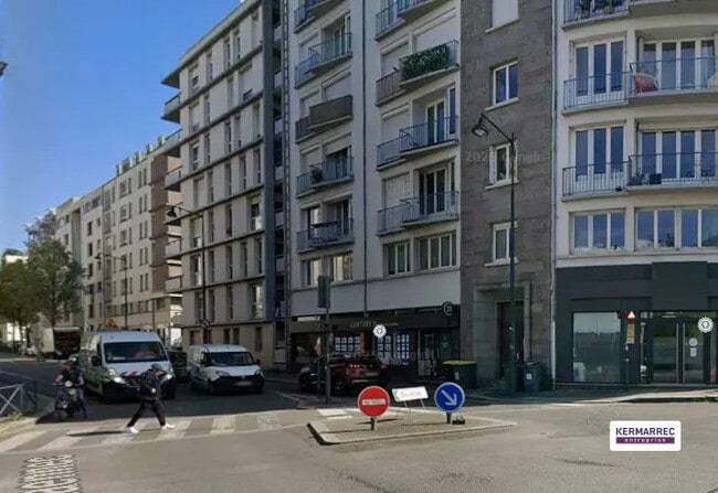 Location Bureaux 100 m²
