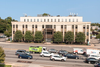 375 N Broadway, Jericho, NY for rent Building Photo- Image 1 of 12