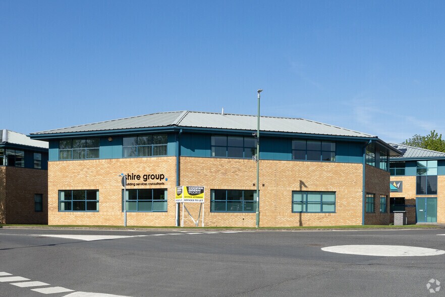 Sitka Dr, Shrewsbury to rent - Building Photo - Image 2 of 2